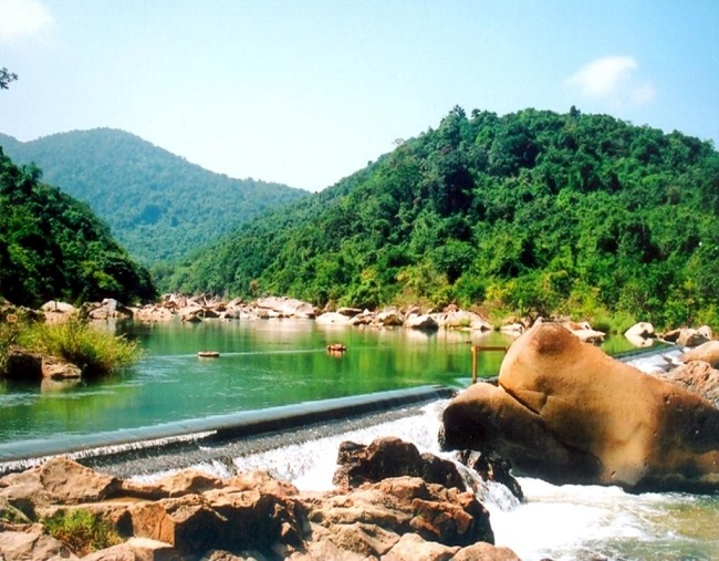 10 địa điểm du lịch đáng đi nhất miền đất võ Bình Định